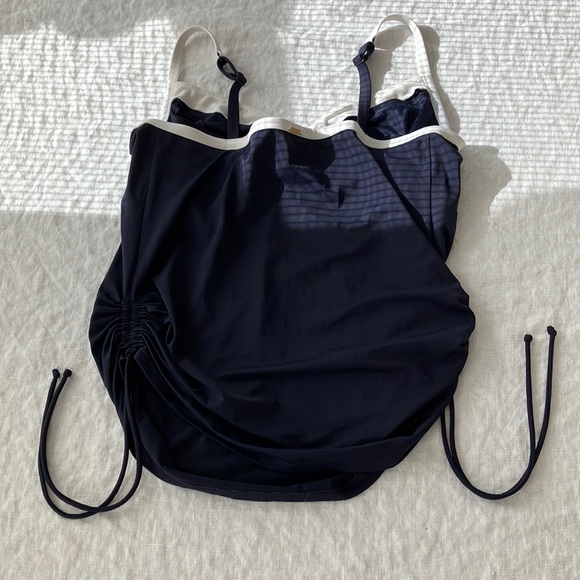 Elegant Navy and White Women's Panache 'Catarina' tankini - Picture 2 of 8